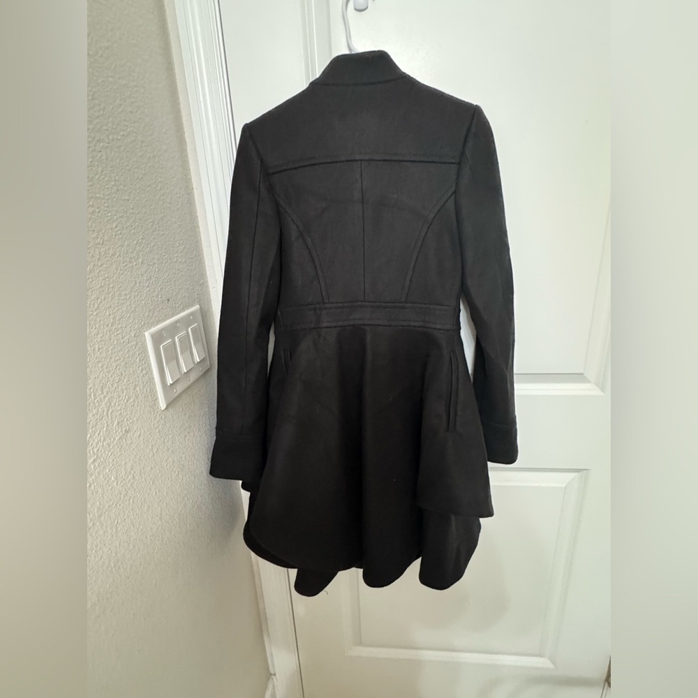 Aranza Black Women's Coat with pockets - Picture 4 of 8